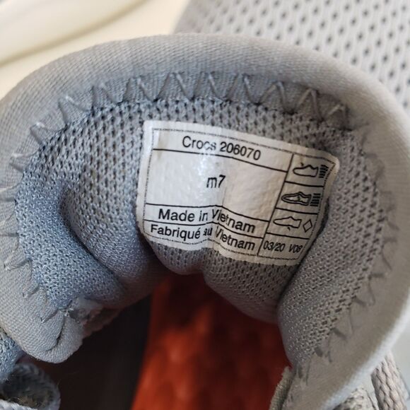 LiteRide by Crocs Women's Walking / Athletic Shoes, Size 7 - Picture 3 of 9